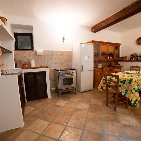 Maison Al Bacio ויקו דל גרגאנו